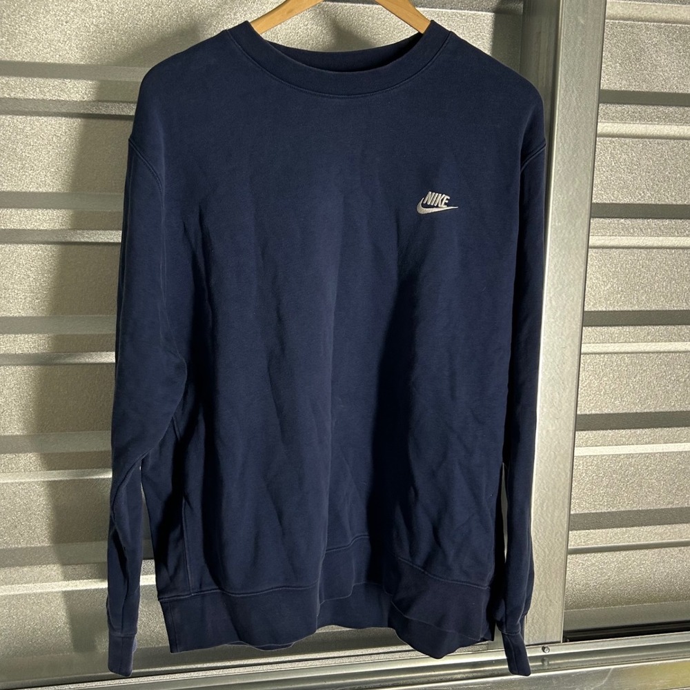 Nike Sportswear Club Fleece Crewneck Sweatshirt XL Navy Blue Swoosh Logo